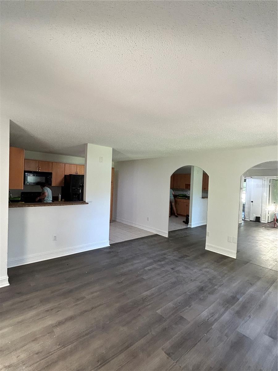 Image 9 of 25 For 4015 My Lady Lane 2