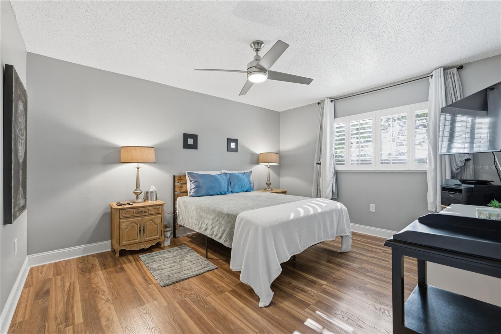 Image 16 of 40 For 2935 Feather Drive 65-d