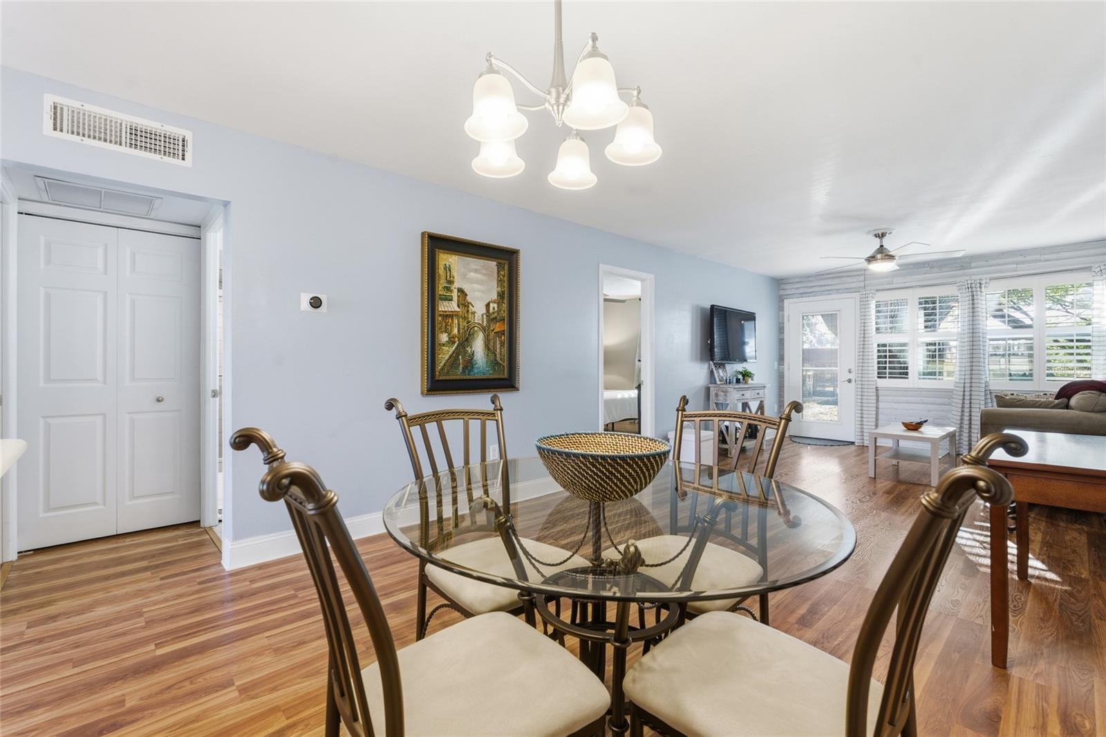 Image 4 of 40 For 2935 Feather Drive 65-d