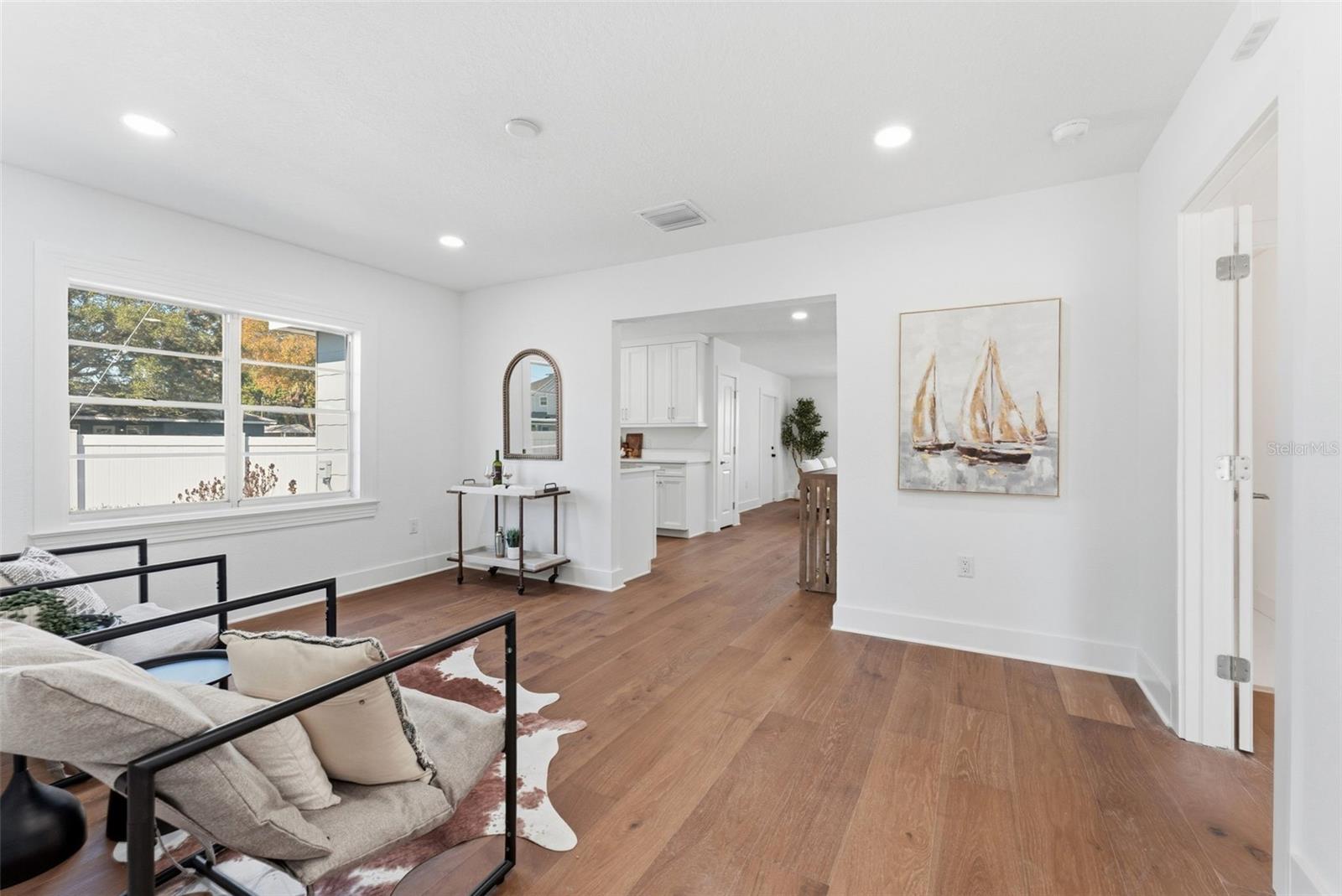 Image 5 of 37 For 3015 North B Street