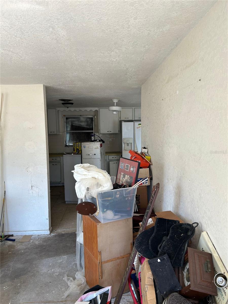 Image 4 of 28 For 8290 Osprey Road