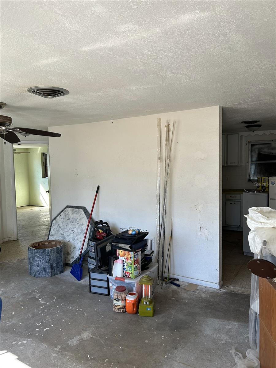 Image 7 of 28 For 8290 Osprey Road