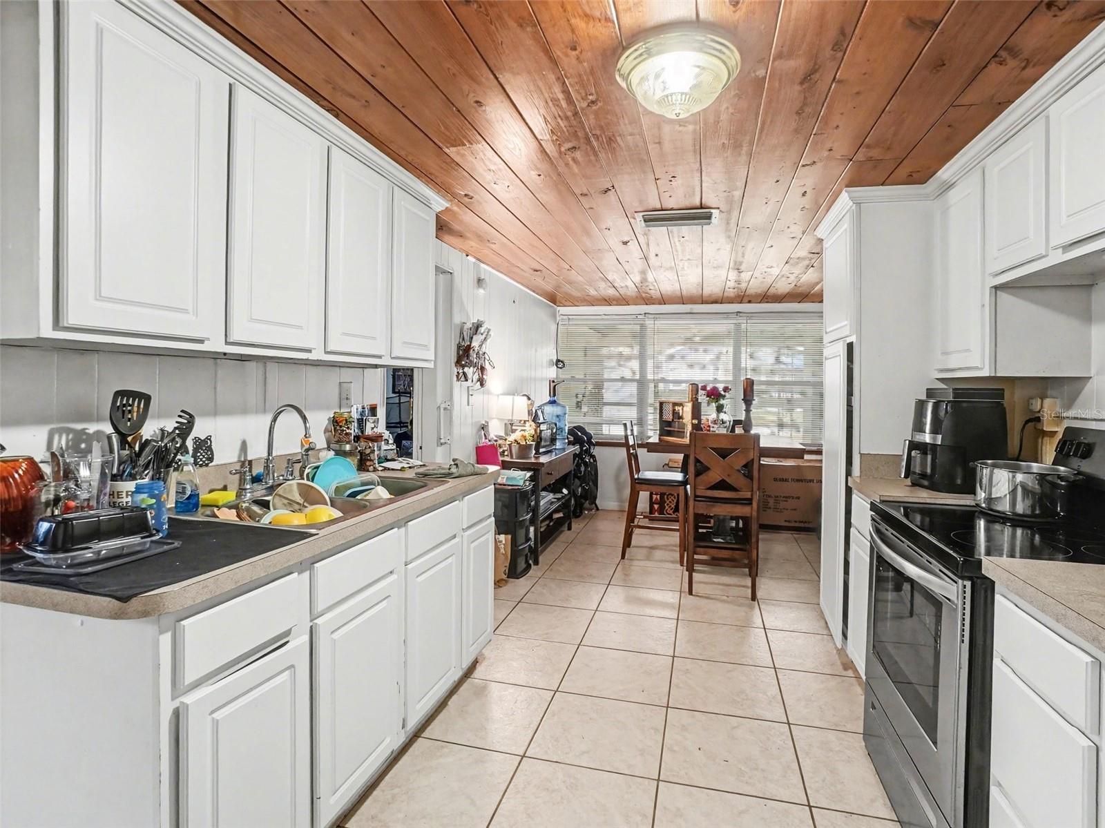 Image 13 of 19 For 1510 Altaloma Avenue