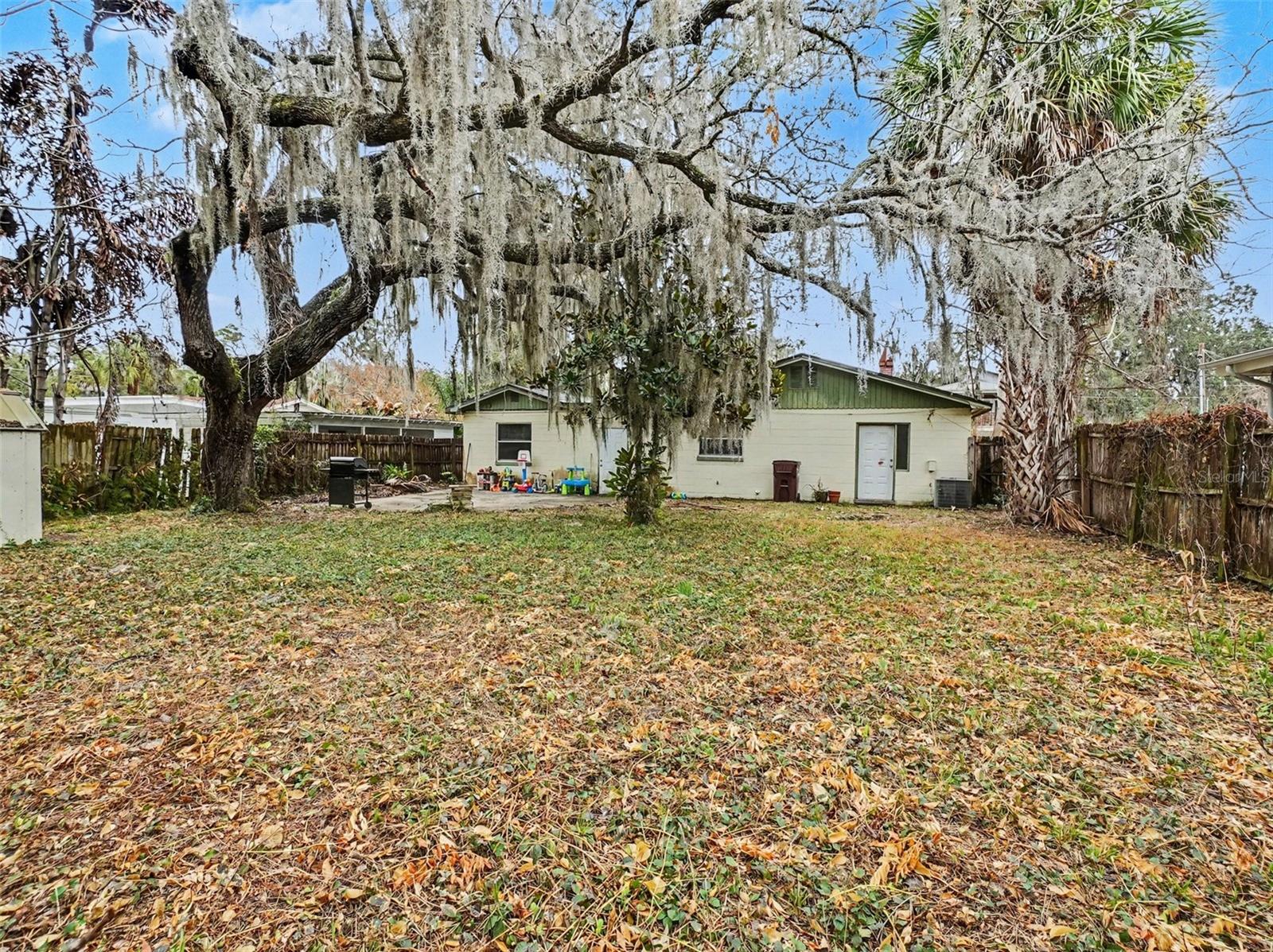 Image 18 of 19 For 1510 Altaloma Avenue