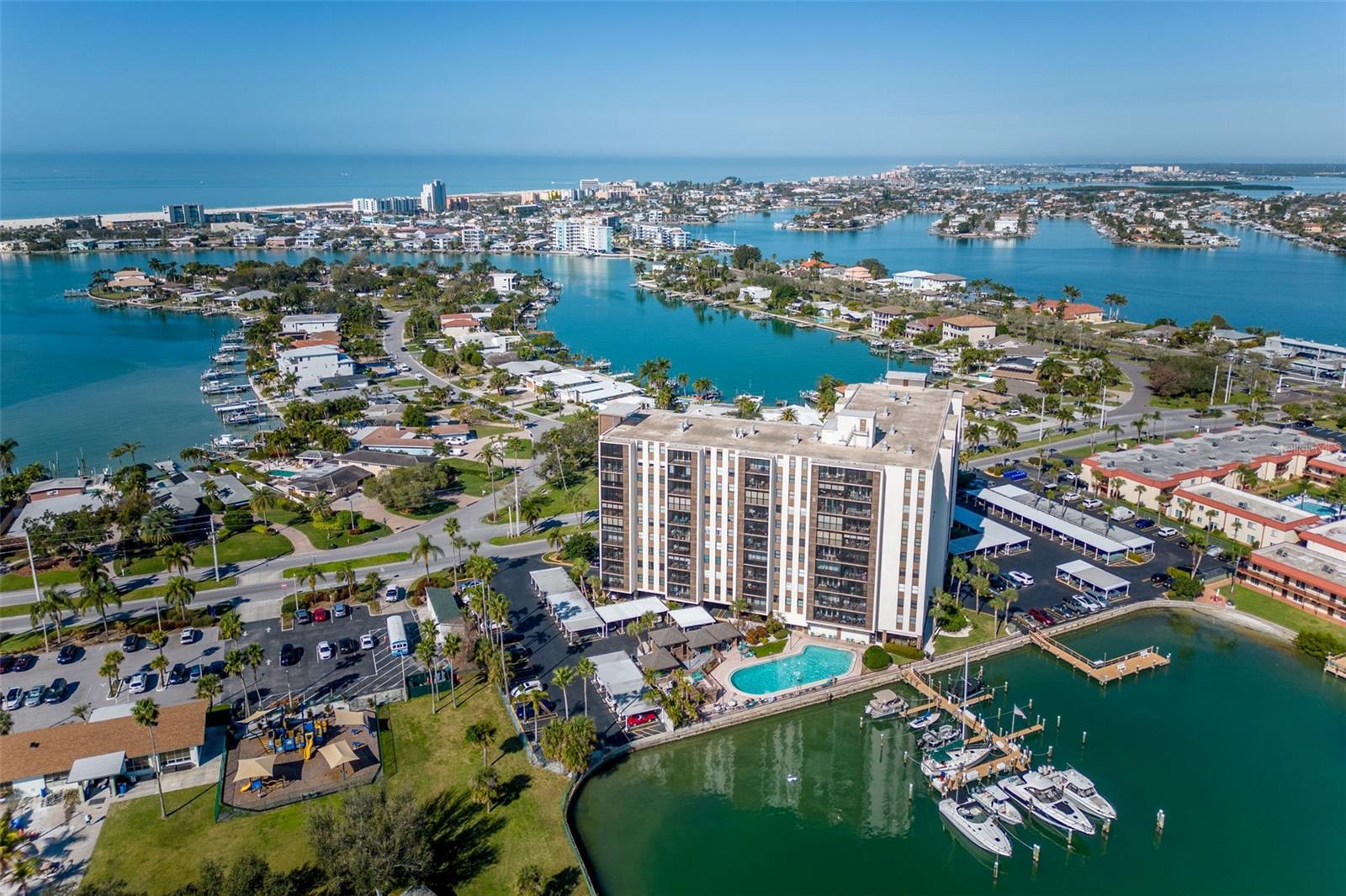 Image 7 of 10 For 10355 Paradise Boulevard 204