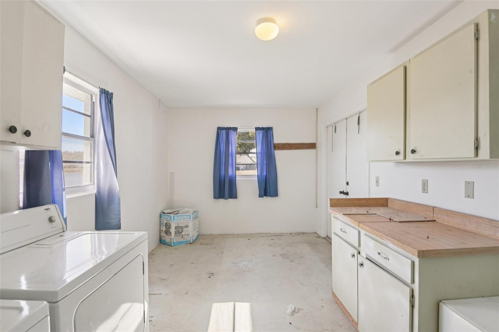 Image 28 of 67 For 2313 Grenoble Place