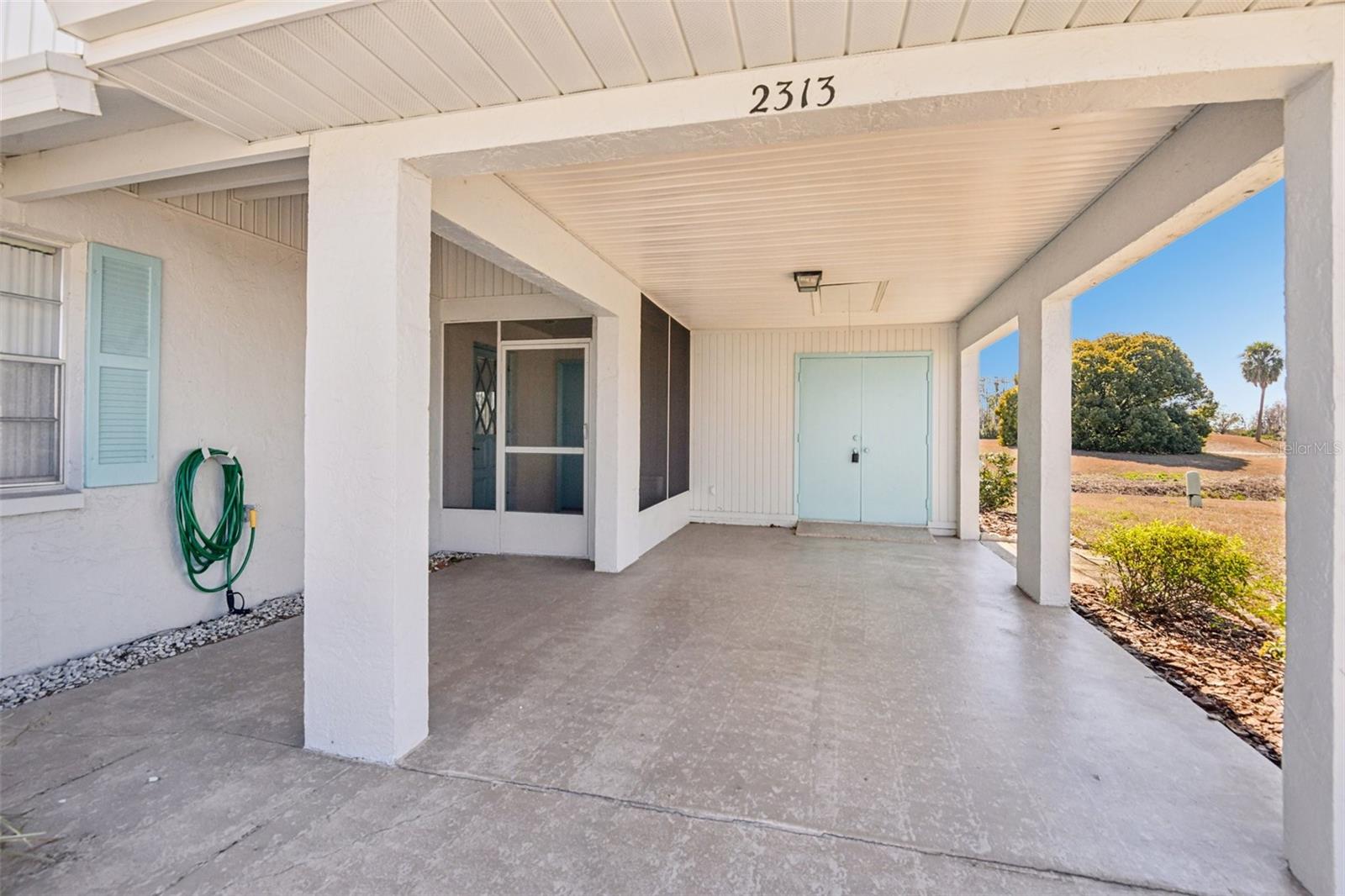 Image 3 of 67 For 2313 Grenoble Place