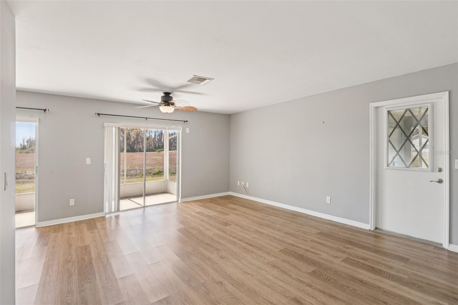 Image 9 of 67 For 2313 Grenoble Place