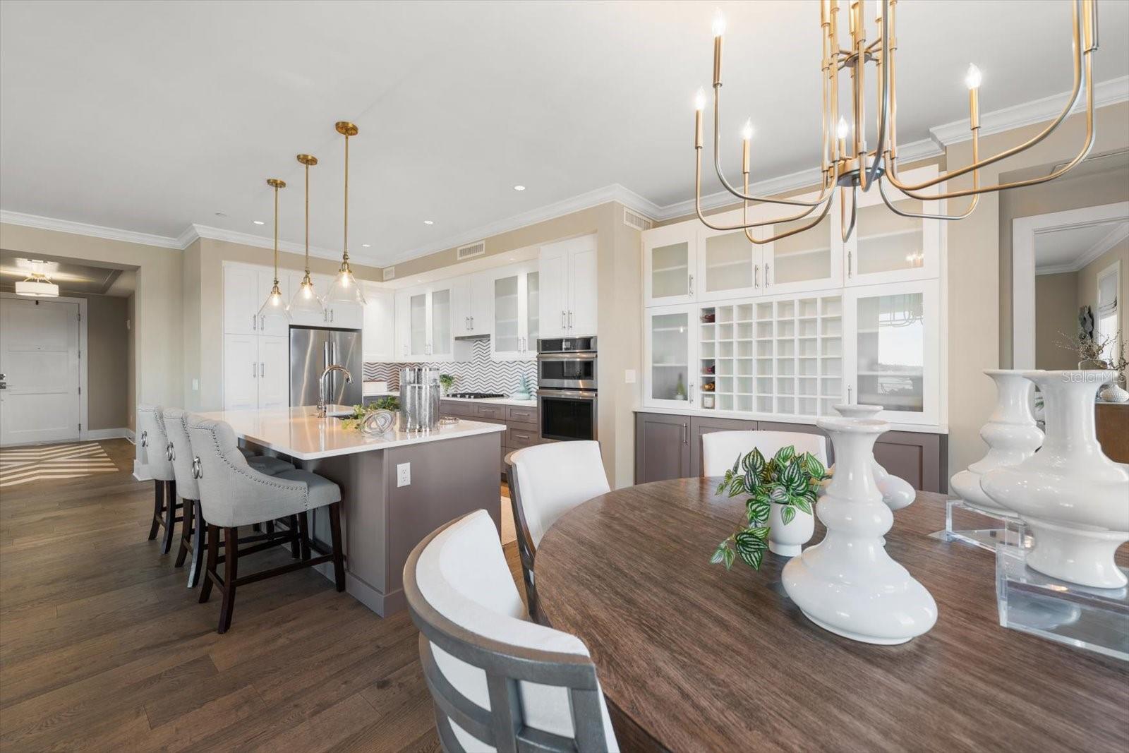 Image 11 of 100 For 85 Belleview Boulevard 405