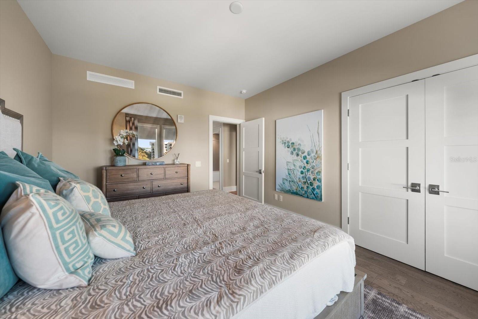 Image 52 of 100 For 85 Belleview Boulevard 405