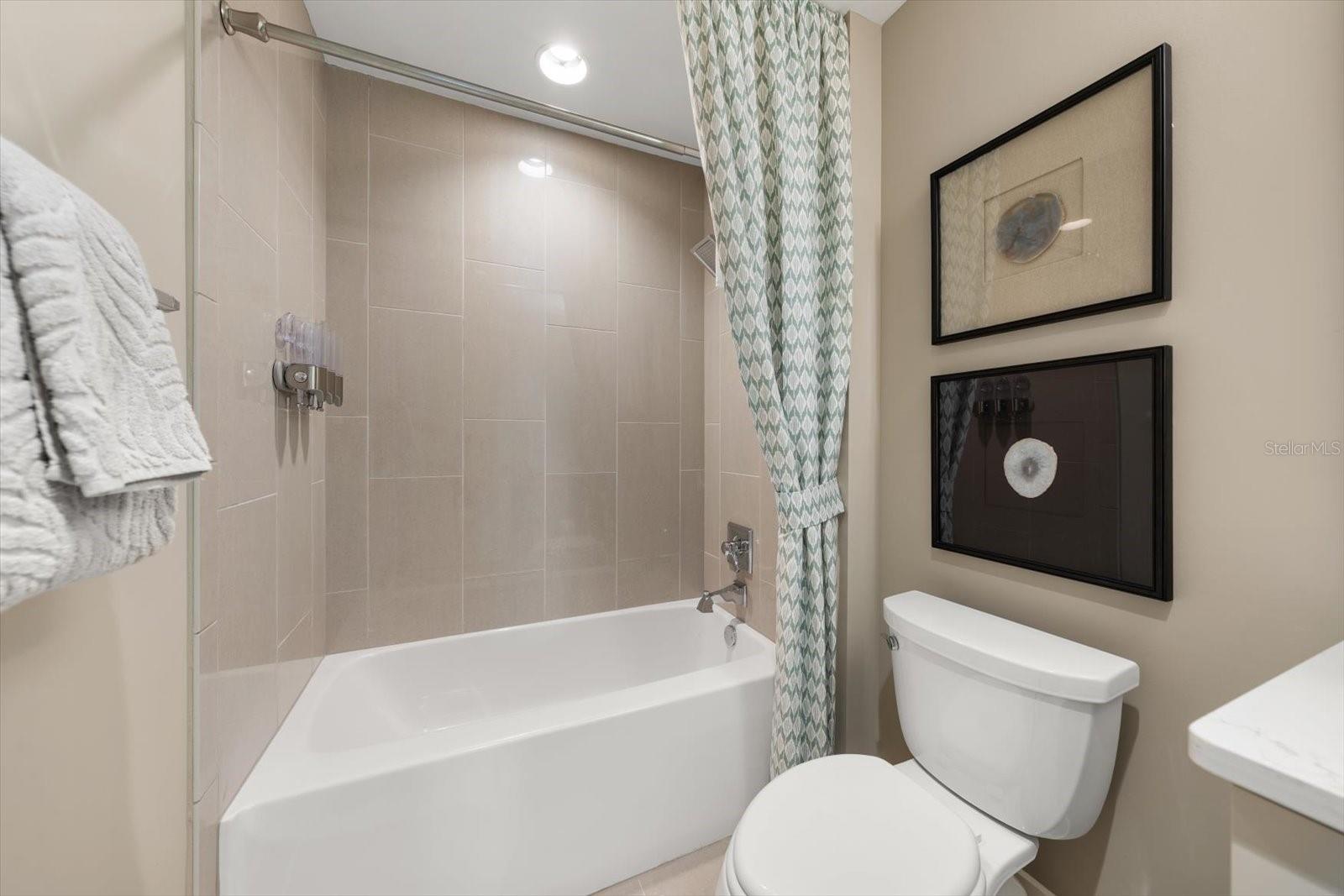 Image 56 of 100 For 85 Belleview Boulevard 405