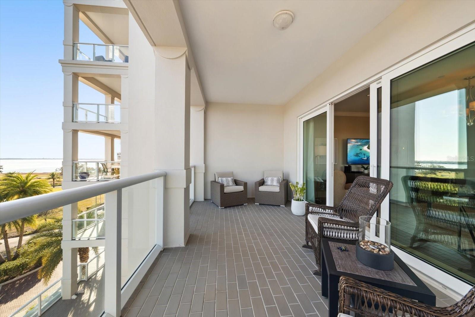 Image 66 of 100 For 85 Belleview Boulevard 405