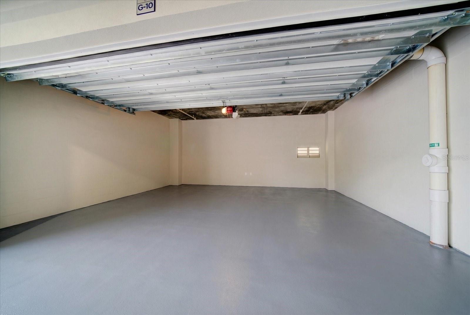 Image 69 of 100 For 85 Belleview Boulevard 405