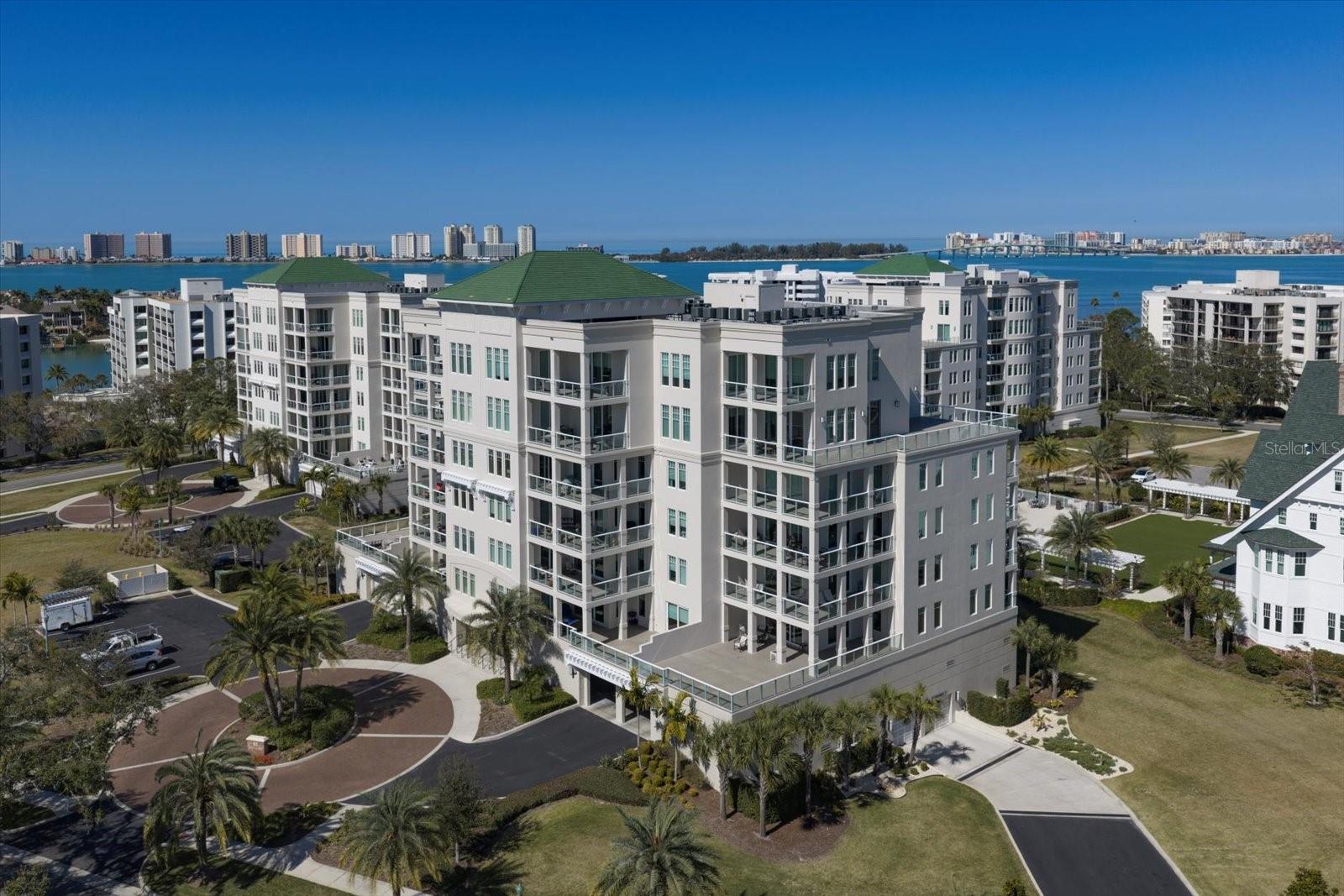 Image 73 of 100 For 85 Belleview Boulevard 405