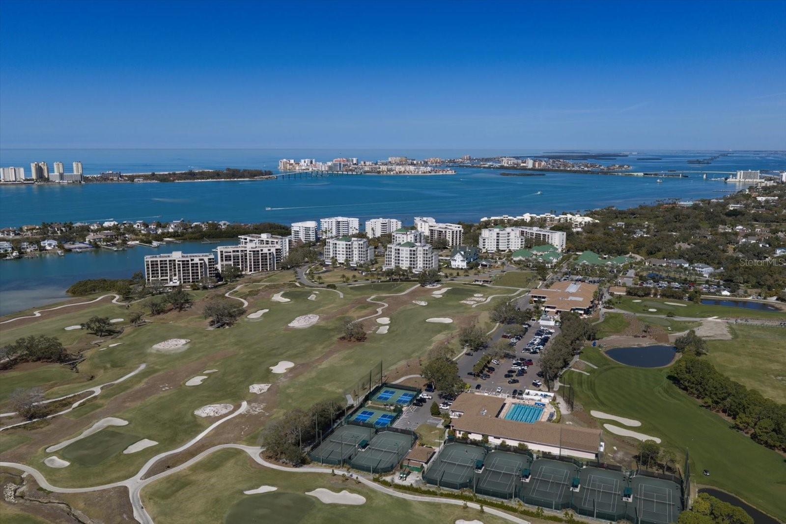 Image 91 of 100 For 85 Belleview Boulevard 405