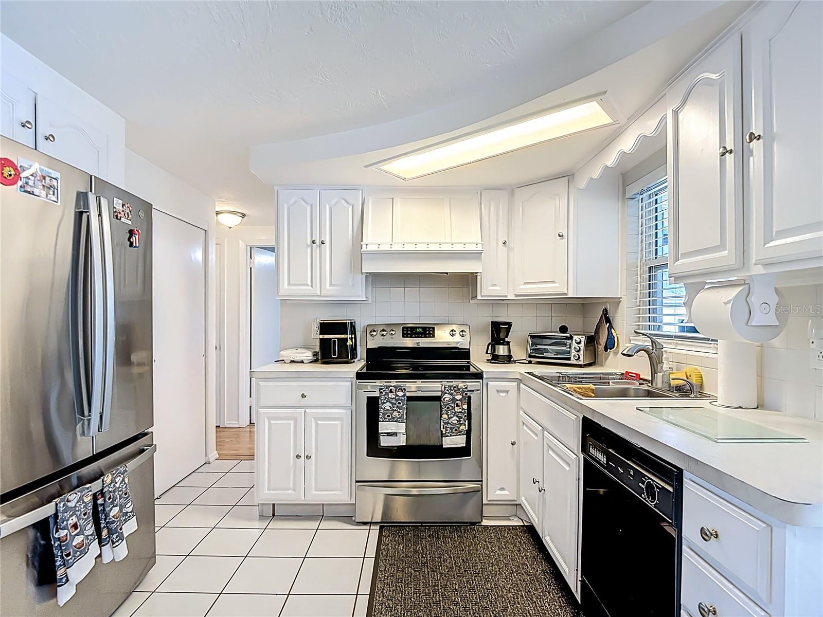 Image 12 of 56 For 4612 Flora Avenue