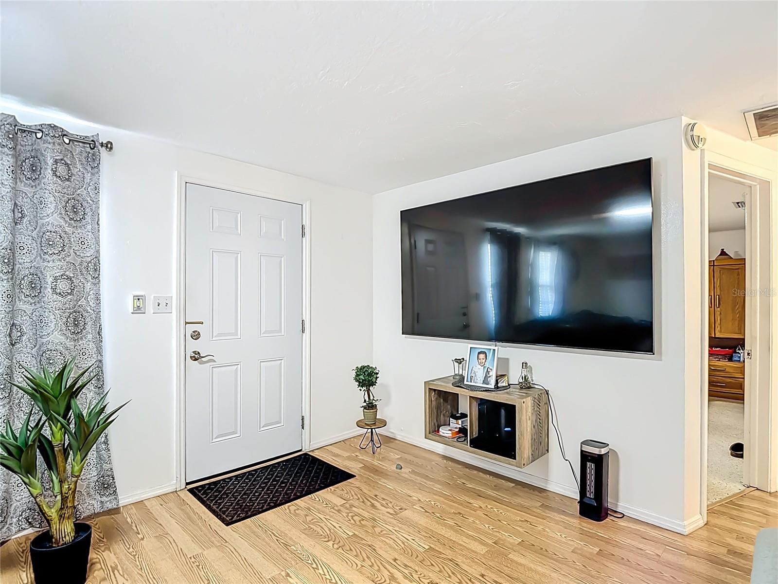 Image 7 of 56 For 4612 Flora Avenue