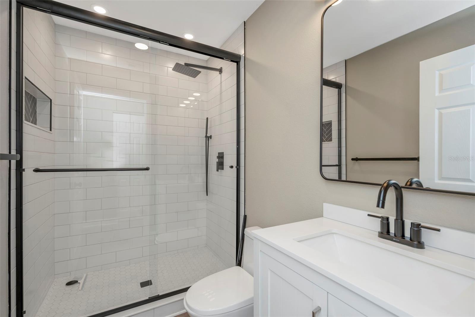 Image 12 of 37 For 6700 33rd Avenue N