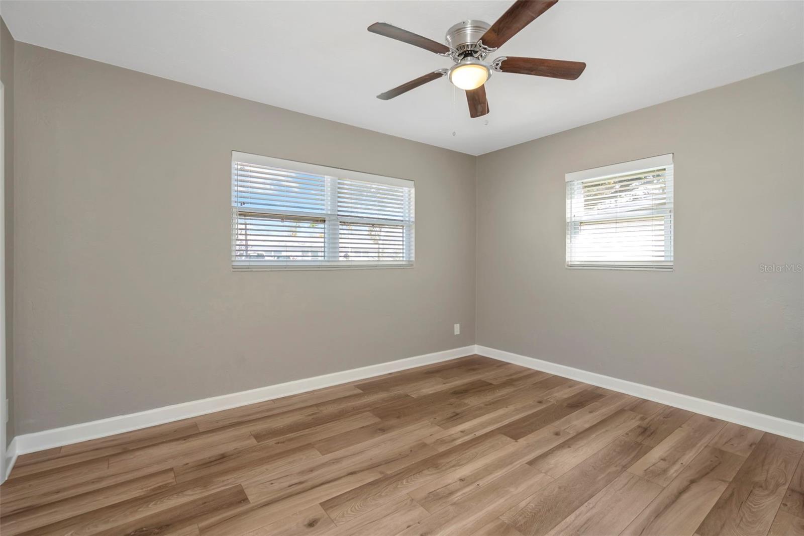 Image 16 of 37 For 6700 33rd Avenue N