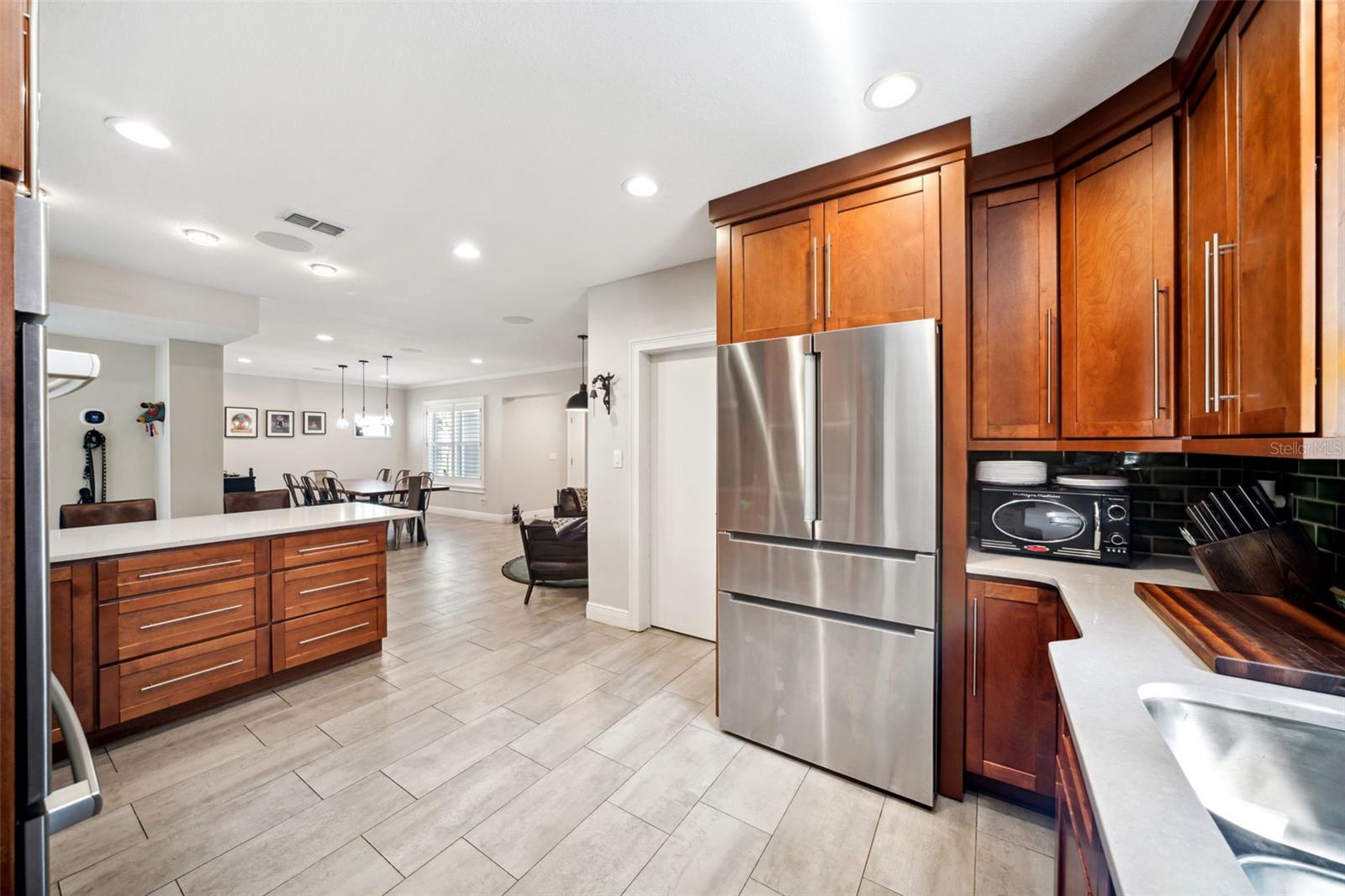 Listing photo id 9 for 1120 43rd Avenue N