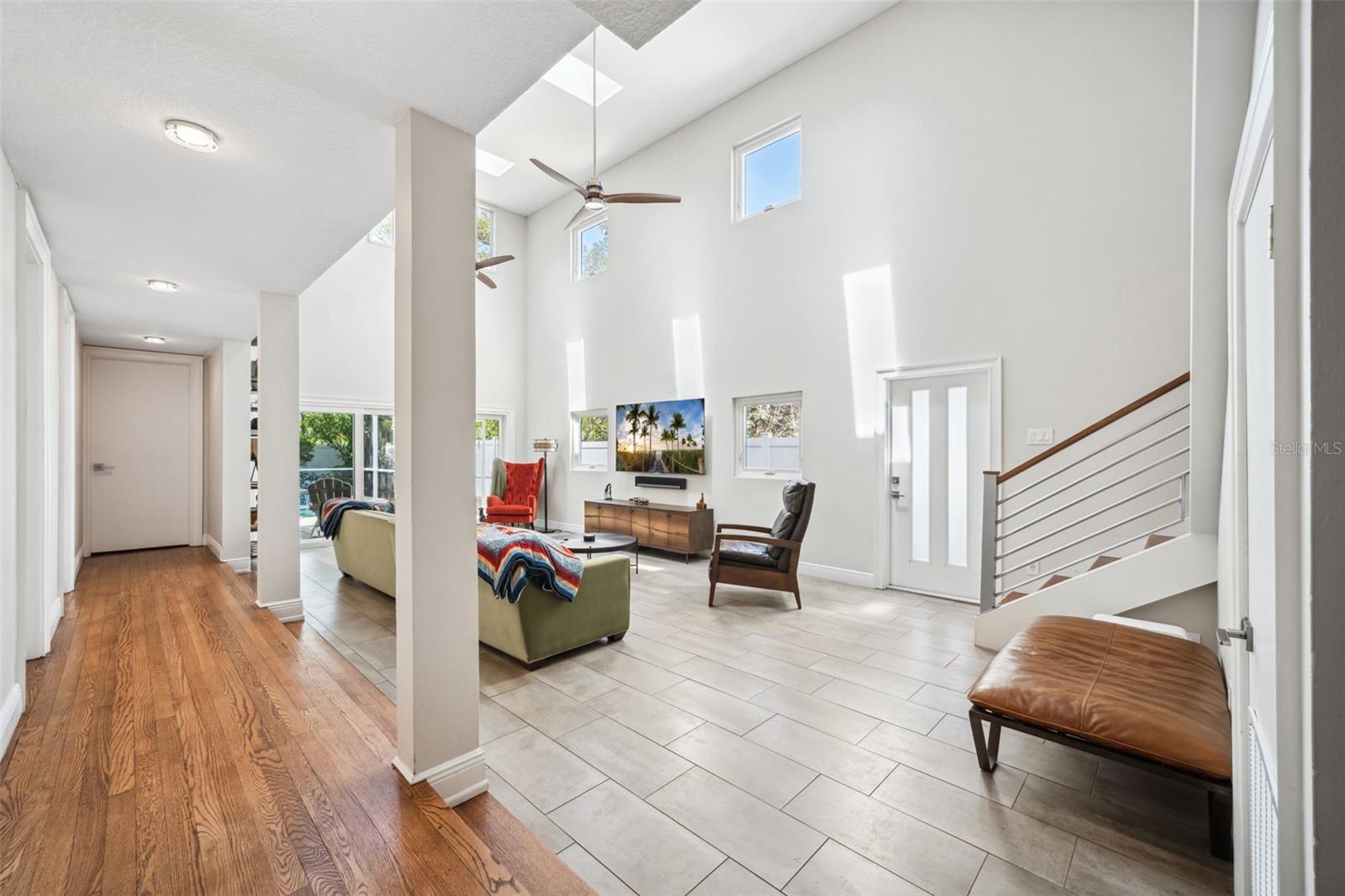 Listing photo id 15 for 1120 43rd Avenue N