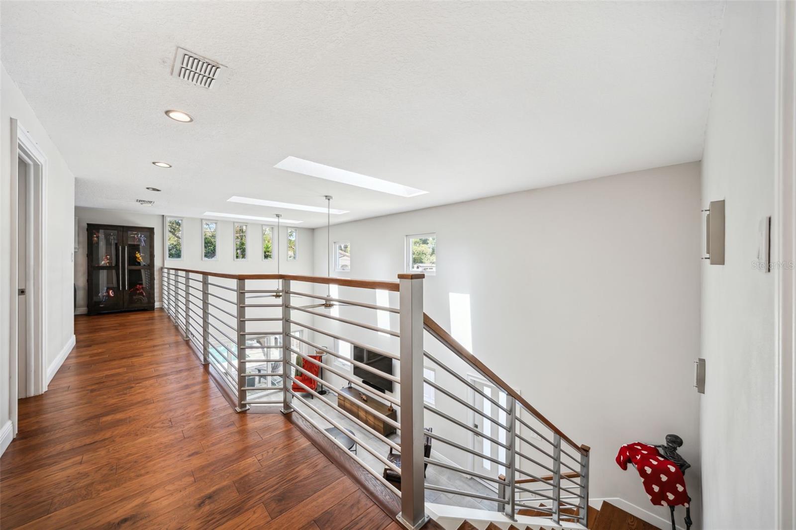 Listing photo id 22 for 1120 43rd Avenue N