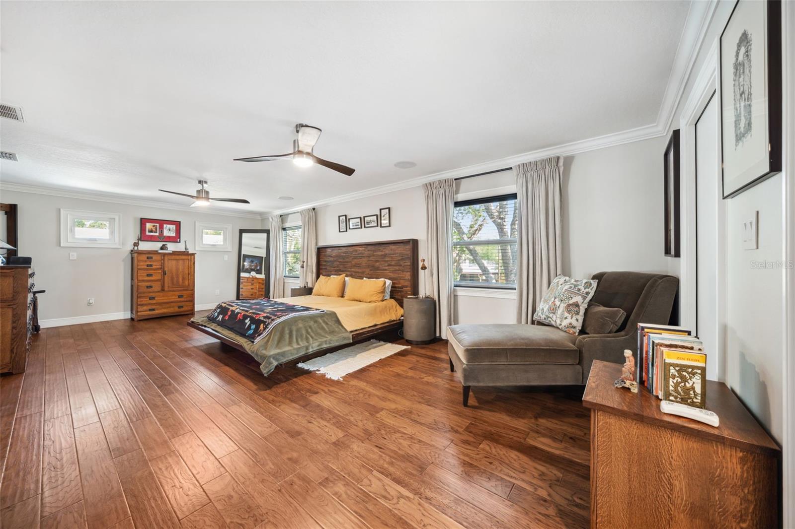 Listing photo id 26 for 1120 43rd Avenue N