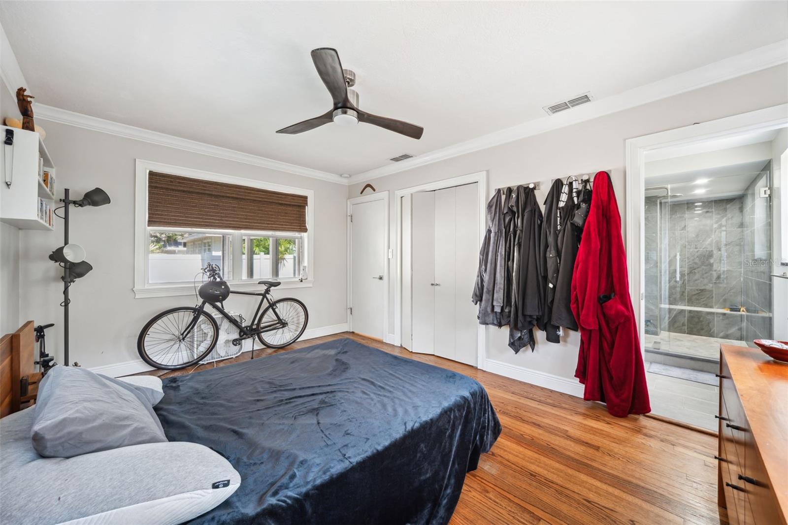 Listing photo id 34 for 1120 43rd Avenue N