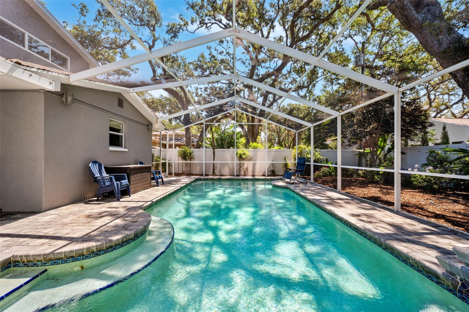 Listing photo id 46 for 1120 43rd Avenue N