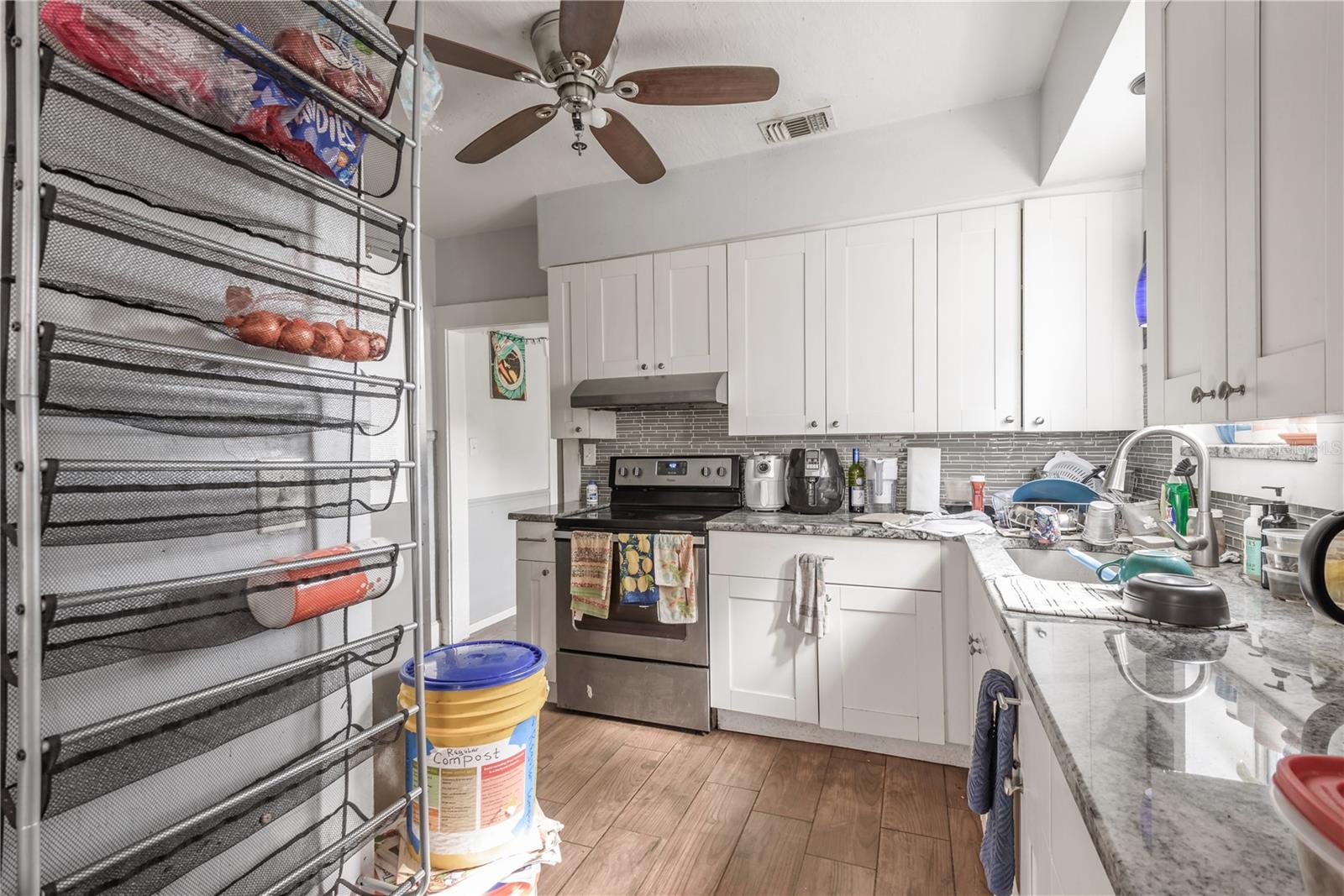 Image 18 of 59 For 655 Paris Avenue S