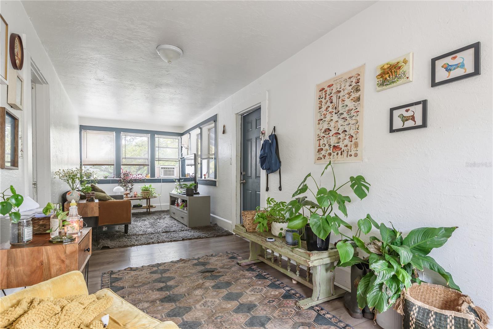 Image 40 of 59 For 655 Paris Avenue S