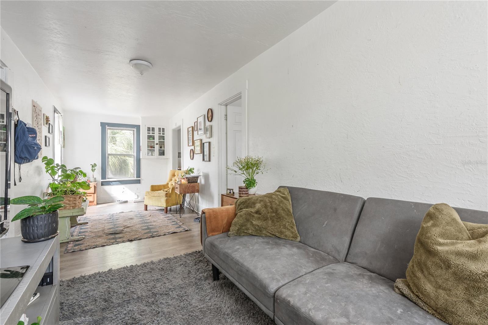 Image 42 of 59 For 655 Paris Avenue S