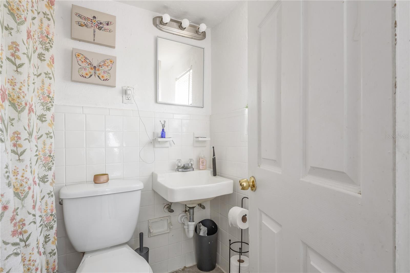 Image 48 of 59 For 655 Paris Avenue S