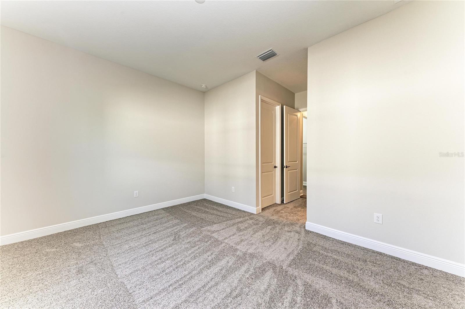 Image 29 of 40 For 10862 Spring Sapling Circle