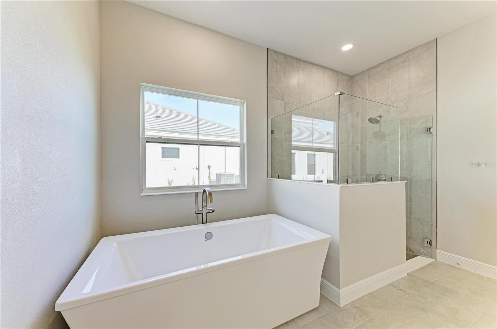 Image 9 of 40 For 10862 Spring Sapling Circle