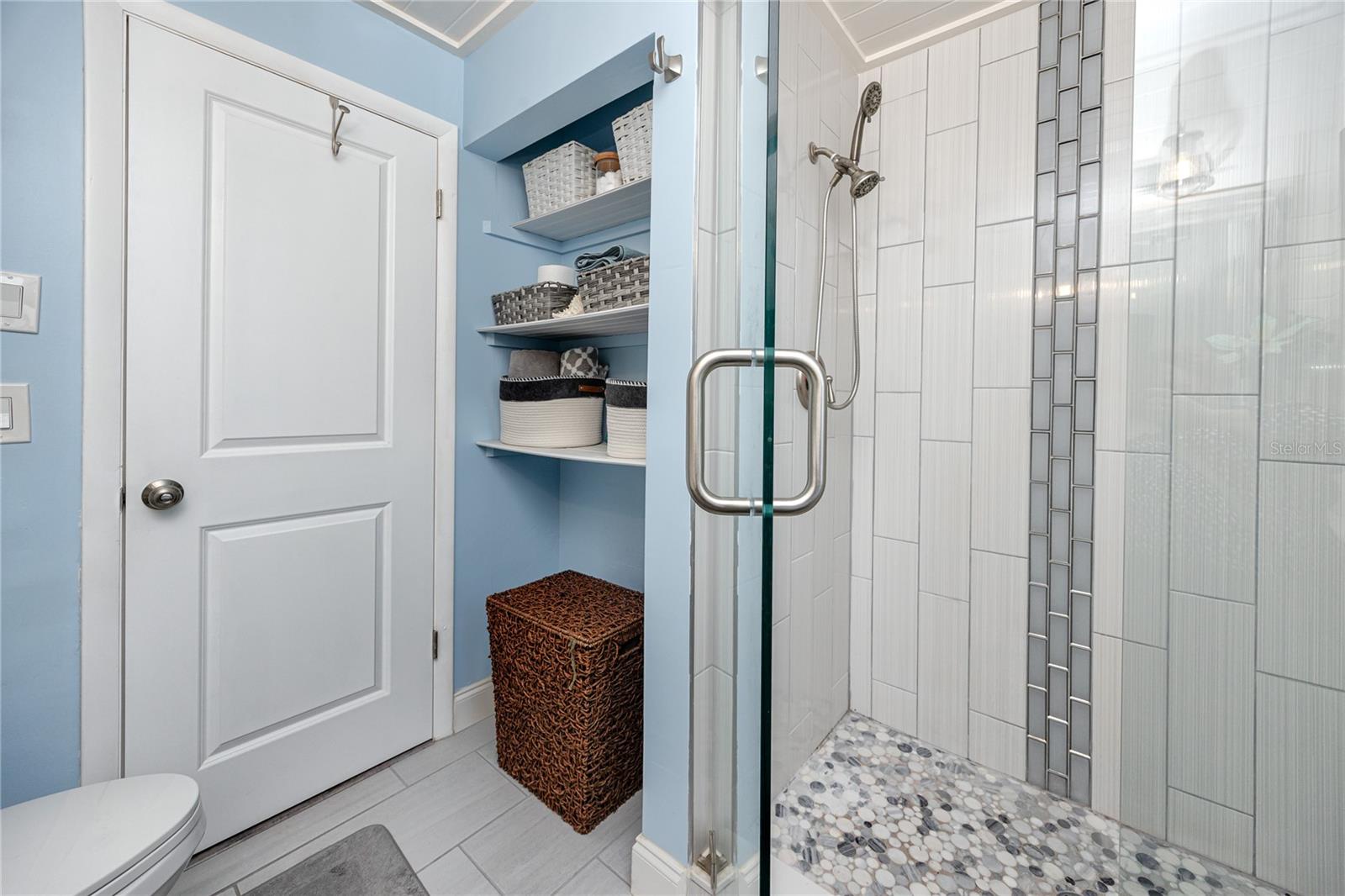 Image 28 of 43 For 6911 121st Street