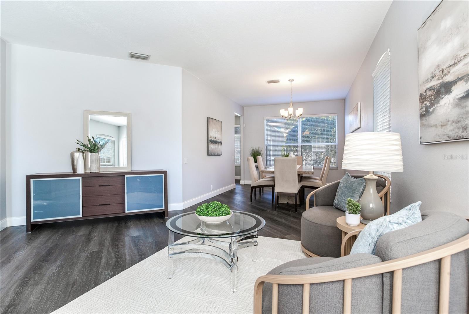 Listing photo id 8 for 517 Harbor Grove Circle