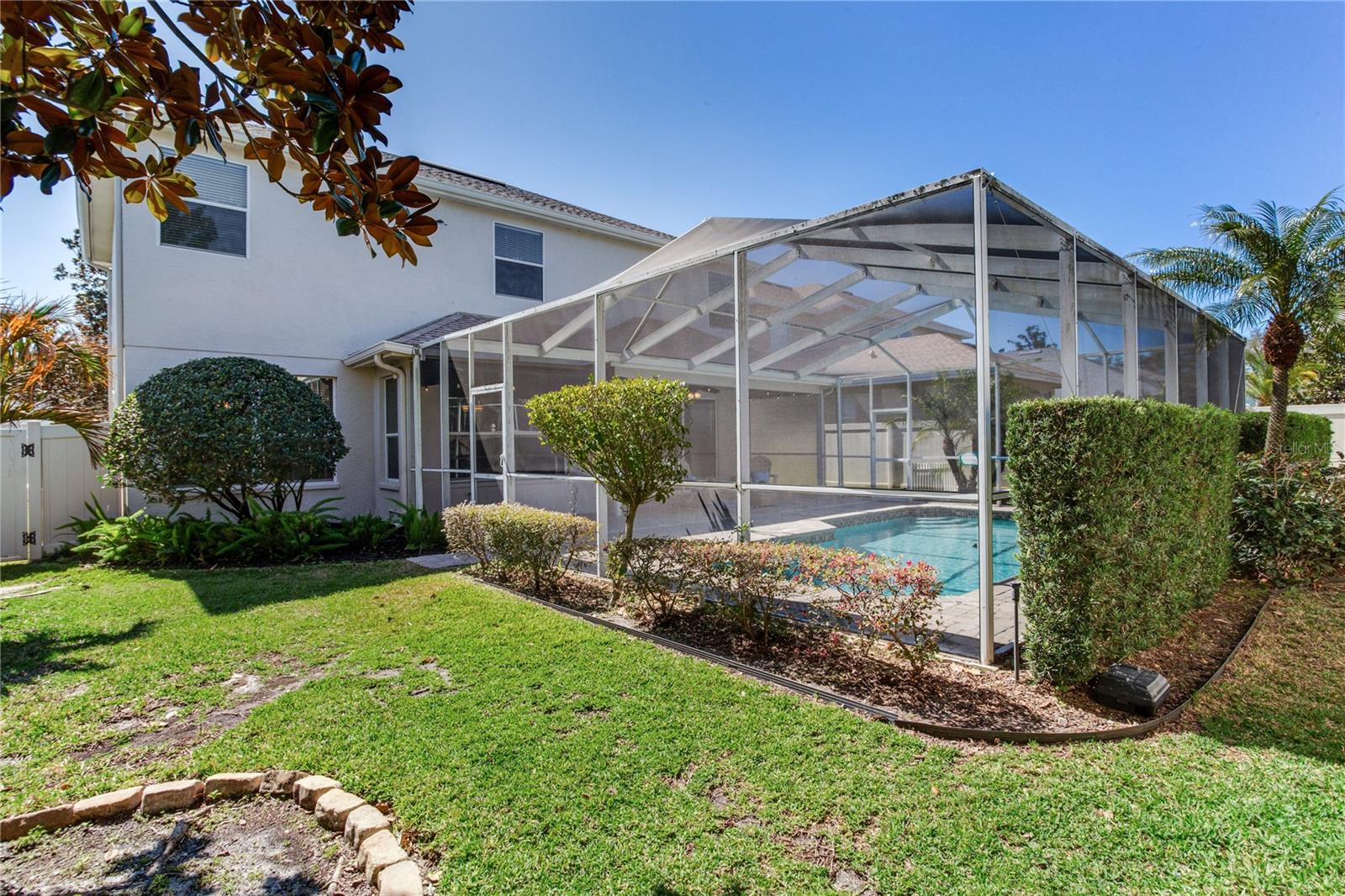 Listing photo id 33 for 517 Harbor Grove Circle