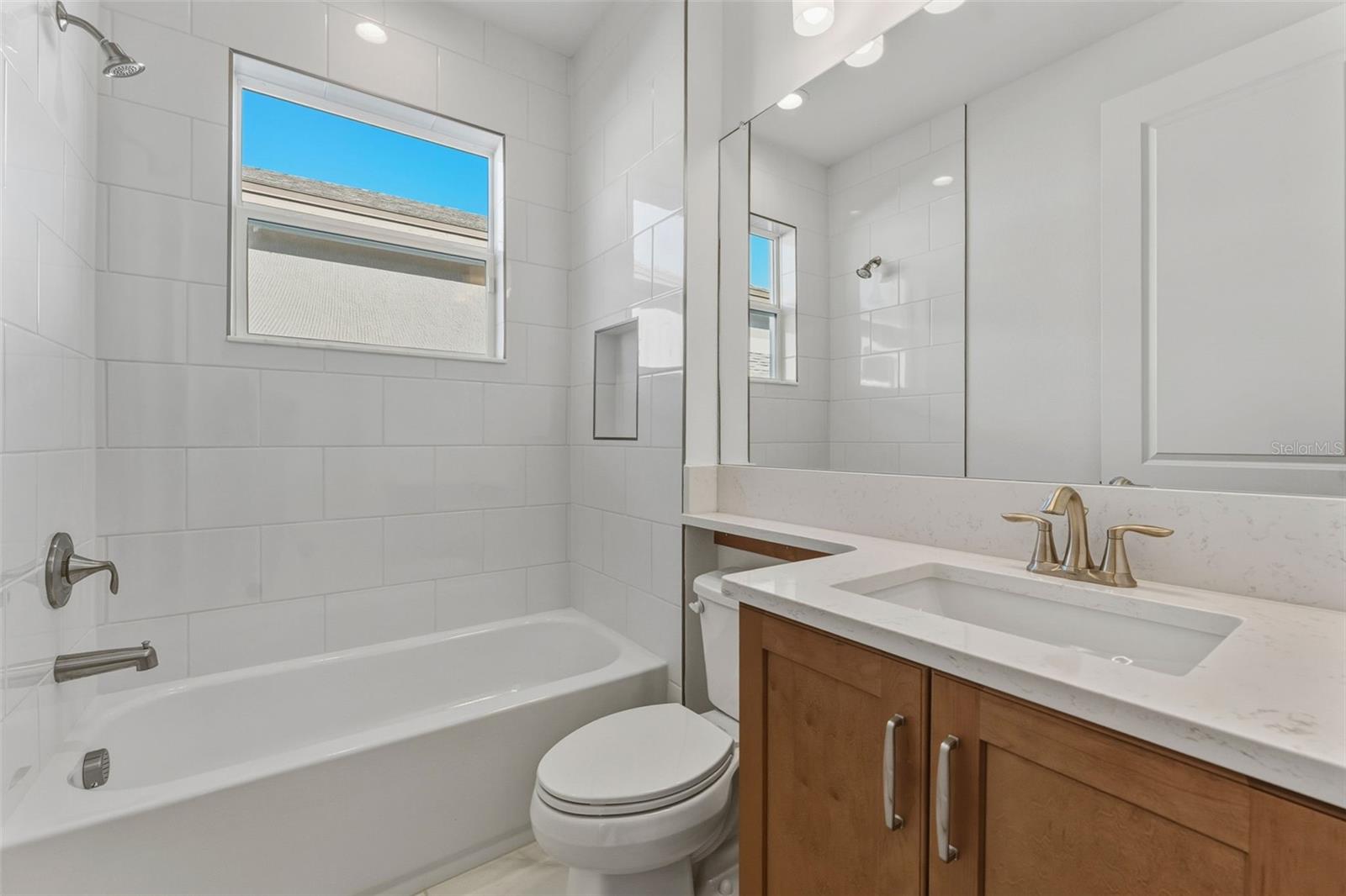 Image 17 of 19 For 3392 Malta  