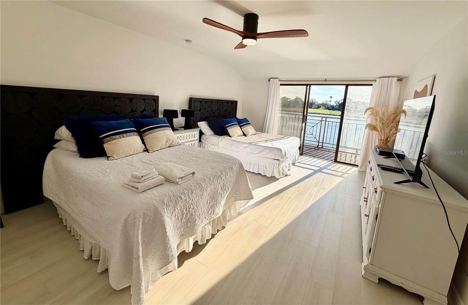 Image 9 of 20 For 29230 Bay Hollow Drive N 3282