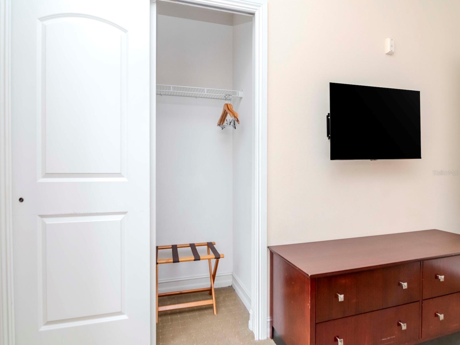 Image 22 of 67 For 13941 Clubhouse Drive 102