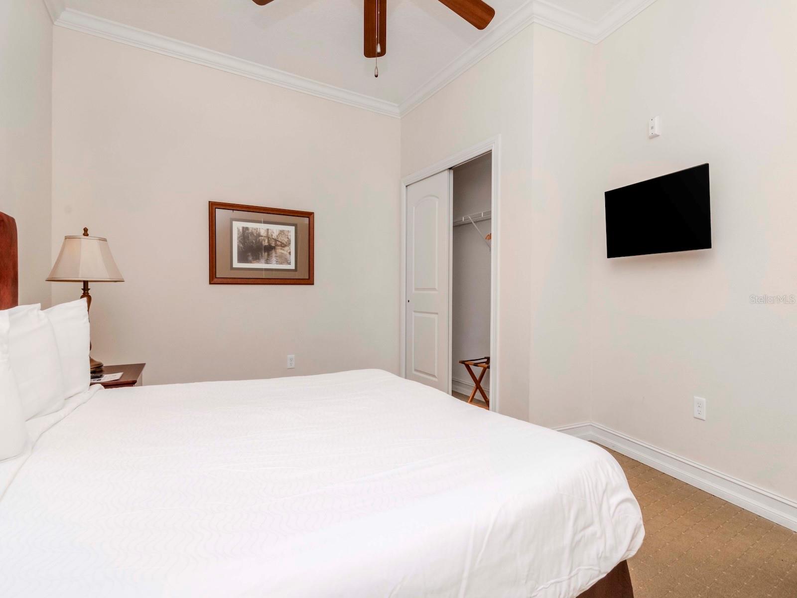 Image 23 of 67 For 13941 Clubhouse Drive 102