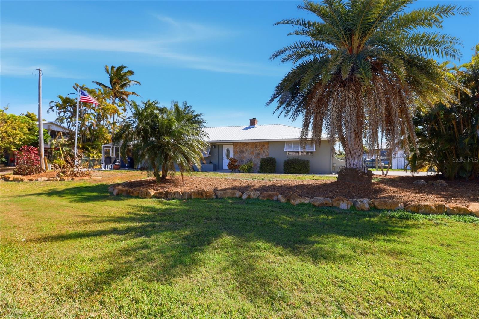 Image 14 of 66 For 2740 Sanibel Boulevard