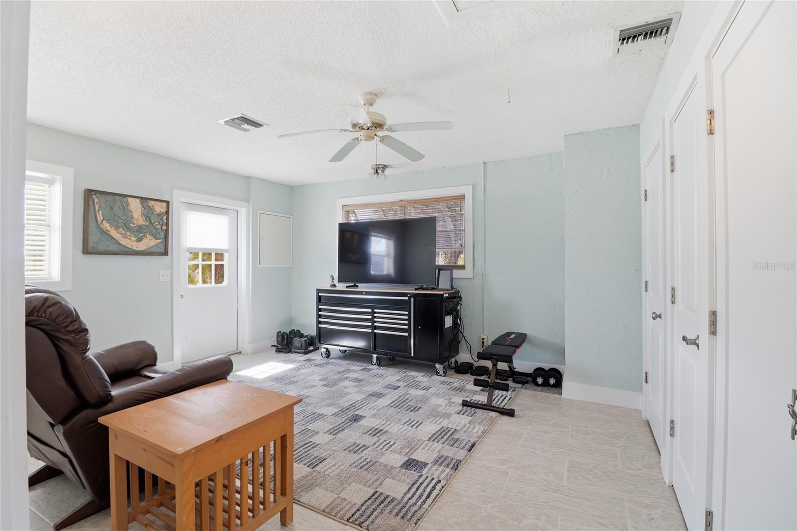 Image 27 of 66 For 2740 Sanibel Boulevard