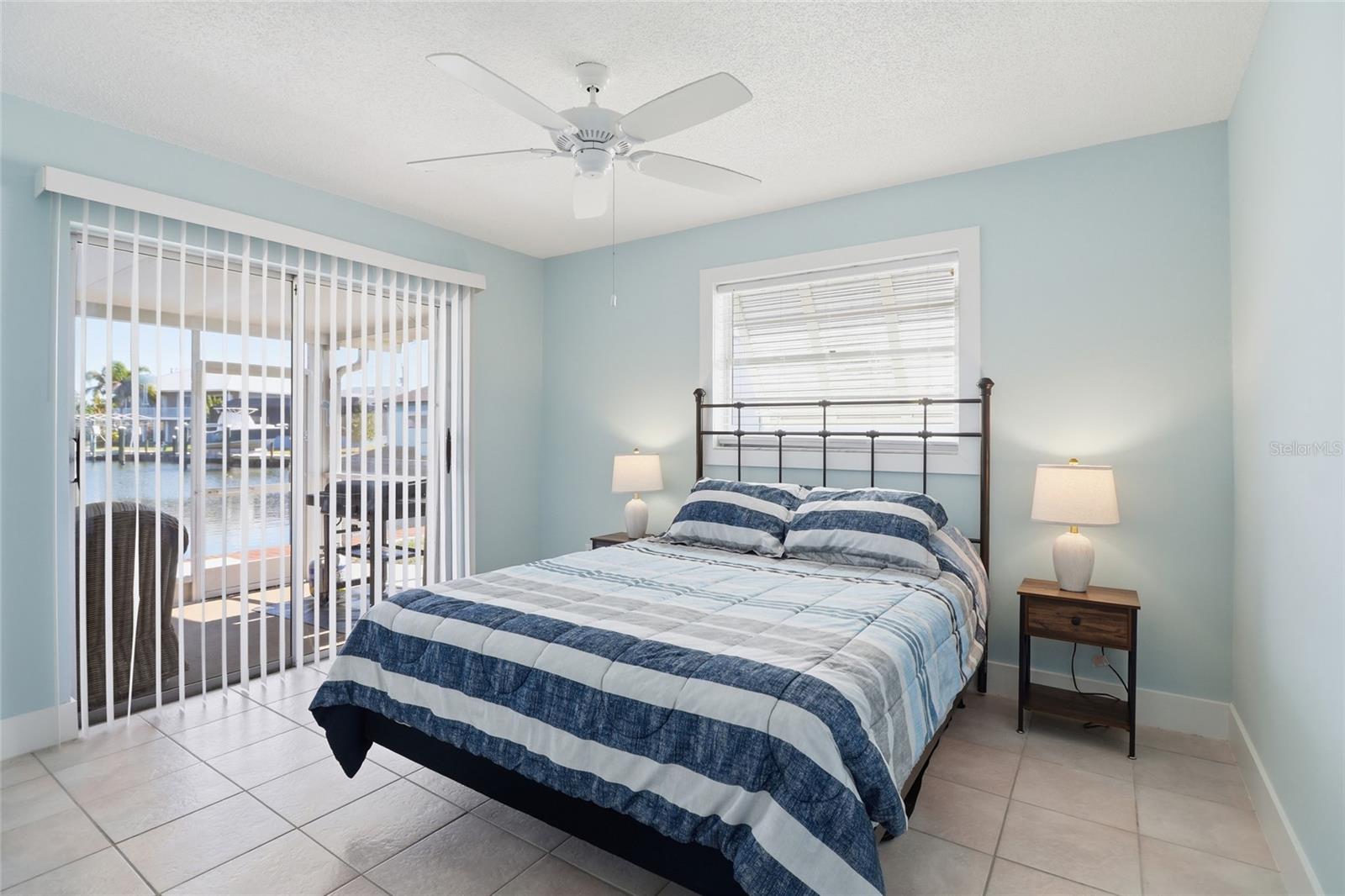 Image 38 of 66 For 2740 Sanibel Boulevard