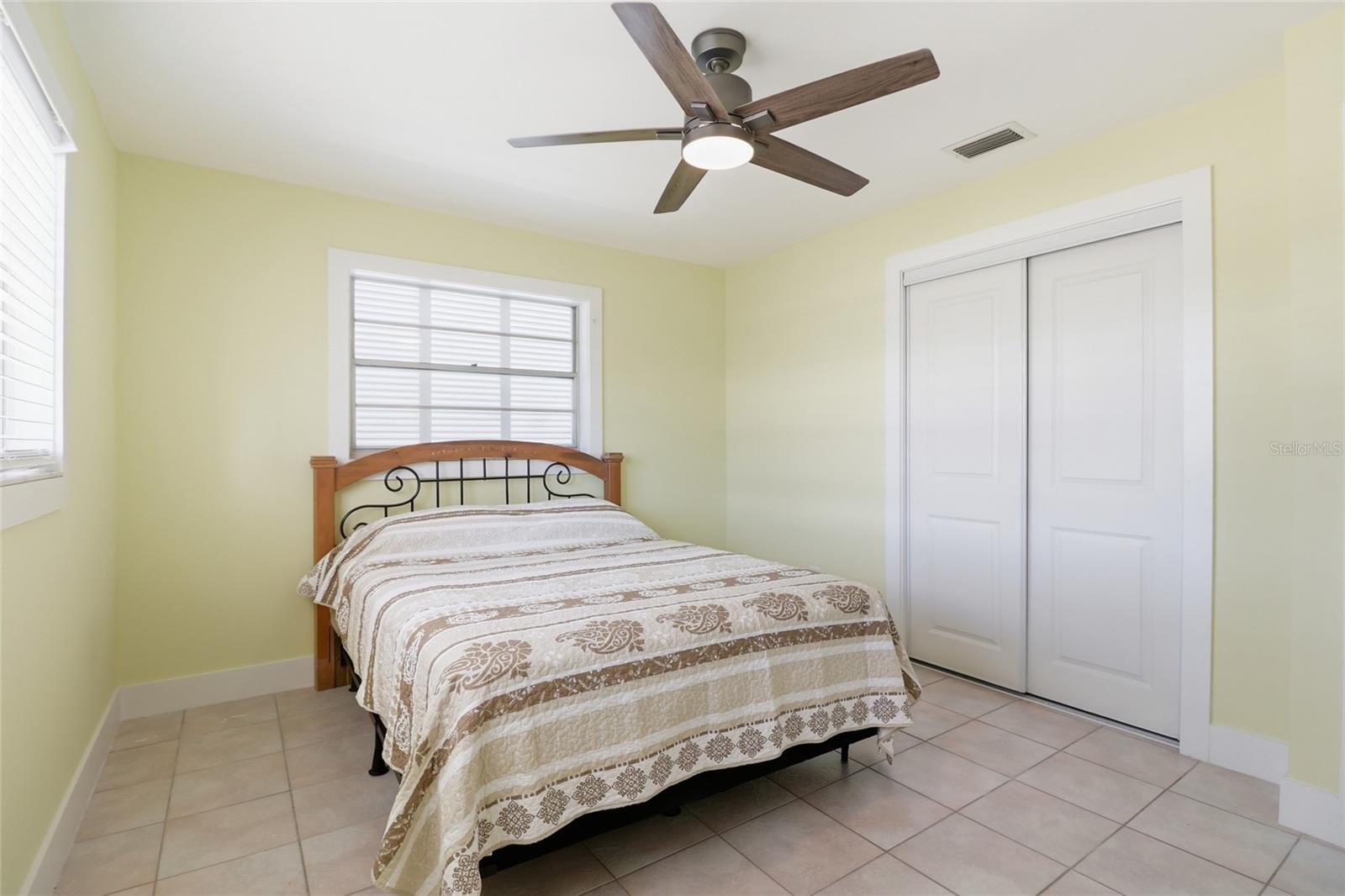 Image 42 of 66 For 2740 Sanibel Boulevard