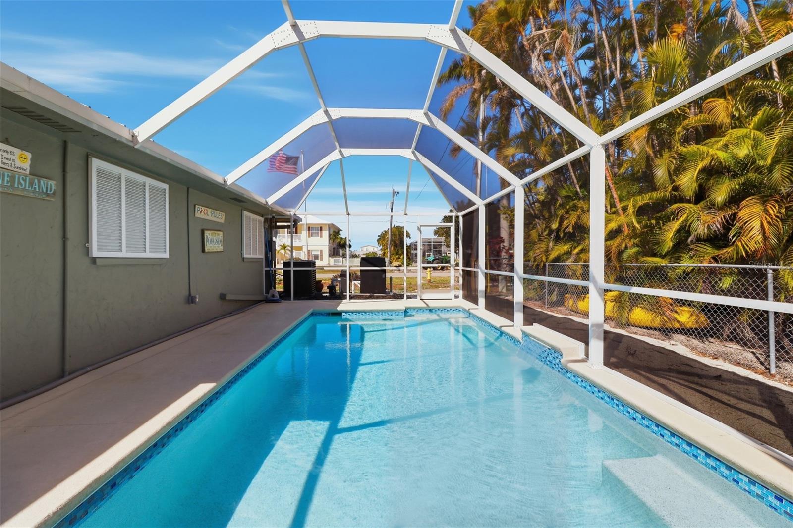 Image 50 of 66 For 2740 Sanibel Boulevard