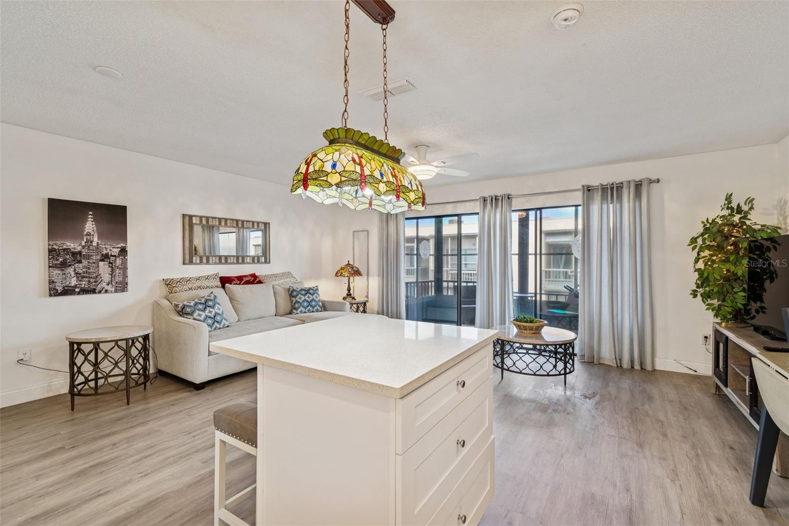 Listing photo id 13 for 5969 Terrace Park Drive N 307