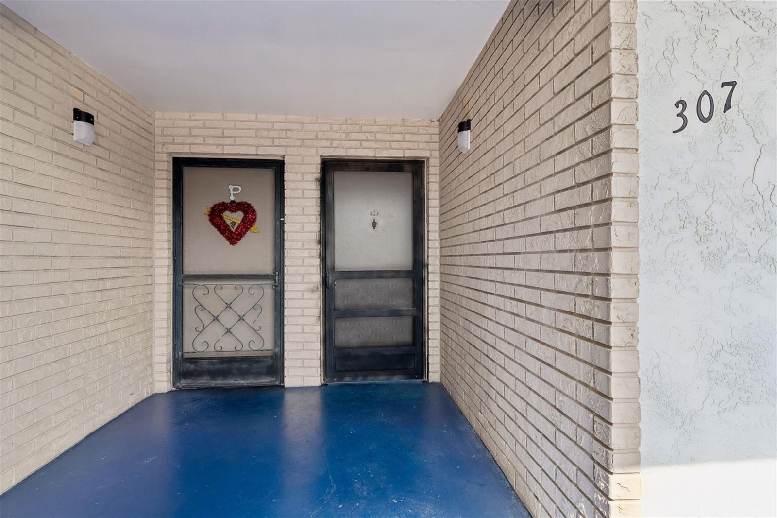 Listing photo id 2 for 5969 Terrace Park Drive N 307