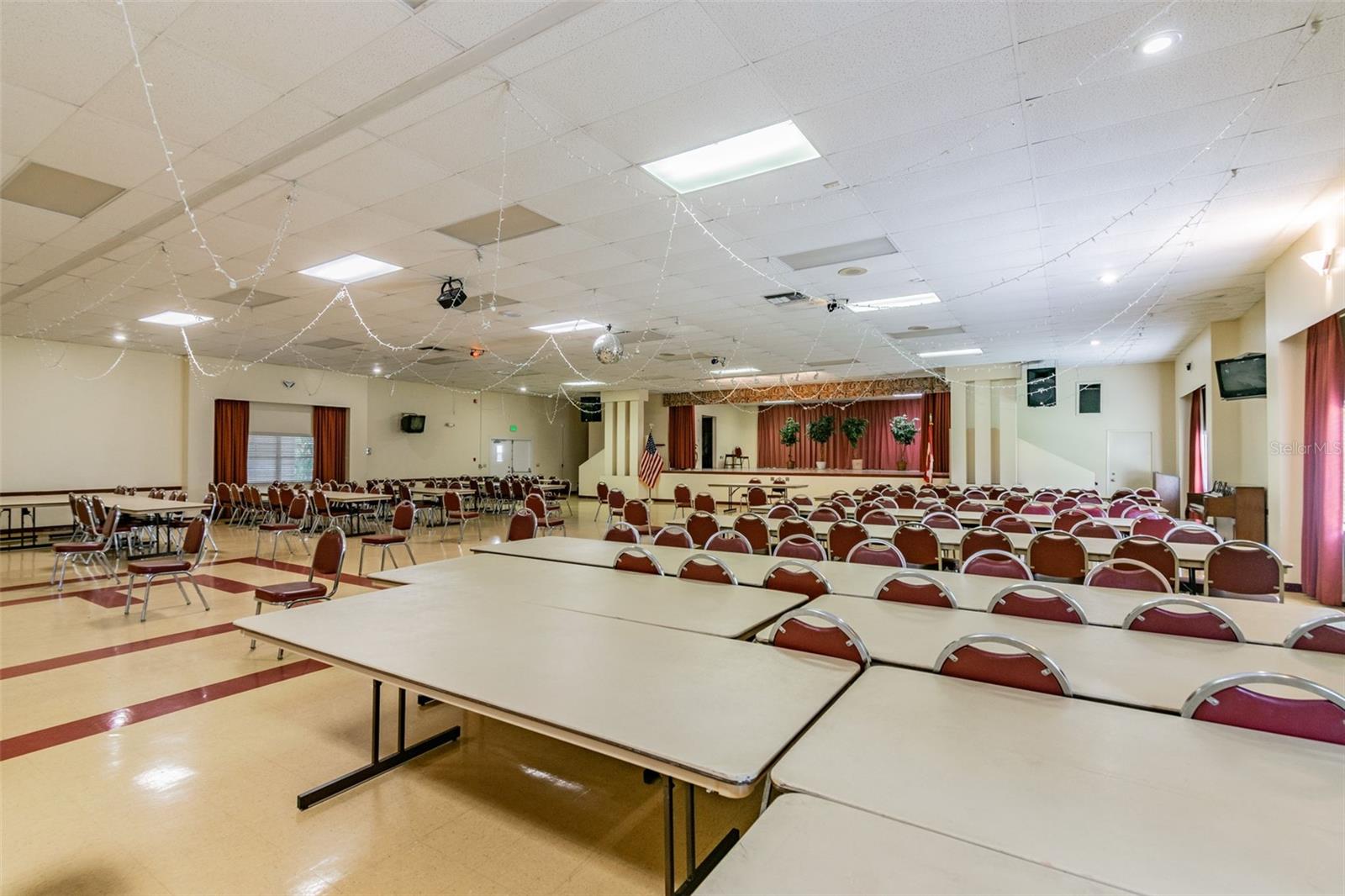 Listing photo id 40 for 5969 Terrace Park Drive N 307